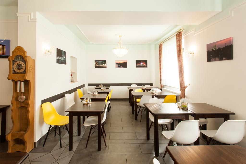 Centro Hotel Arkadia Köln Ngoại thất bức ảnh